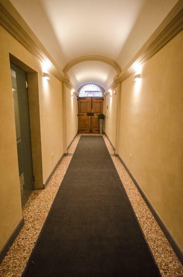 Azeglio Apartment, A Due Passi Da Piazza Maggiore Μπολόνια Εξωτερικό φωτογραφία