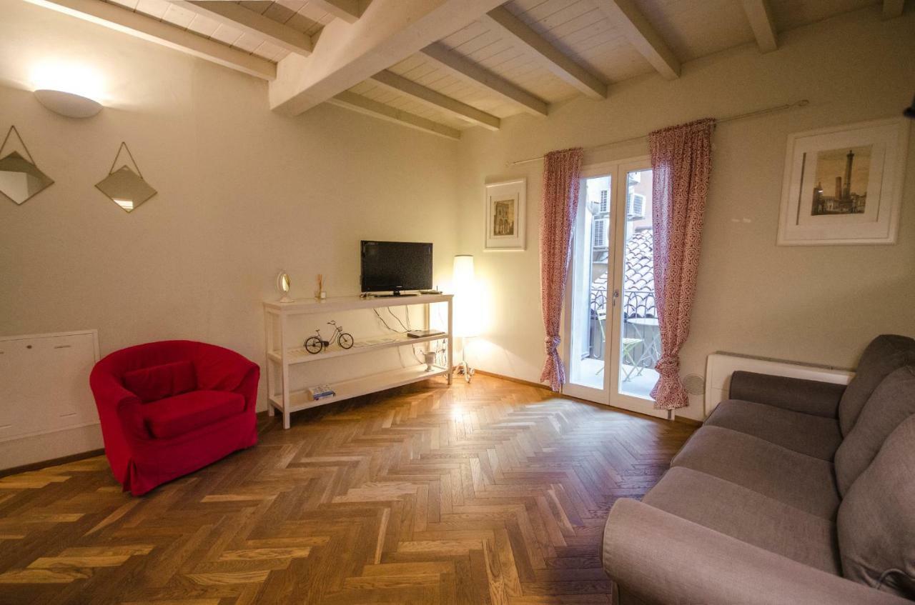 Azeglio Apartment, A Due Passi Da Piazza Maggiore Μπολόνια Εξωτερικό φωτογραφία