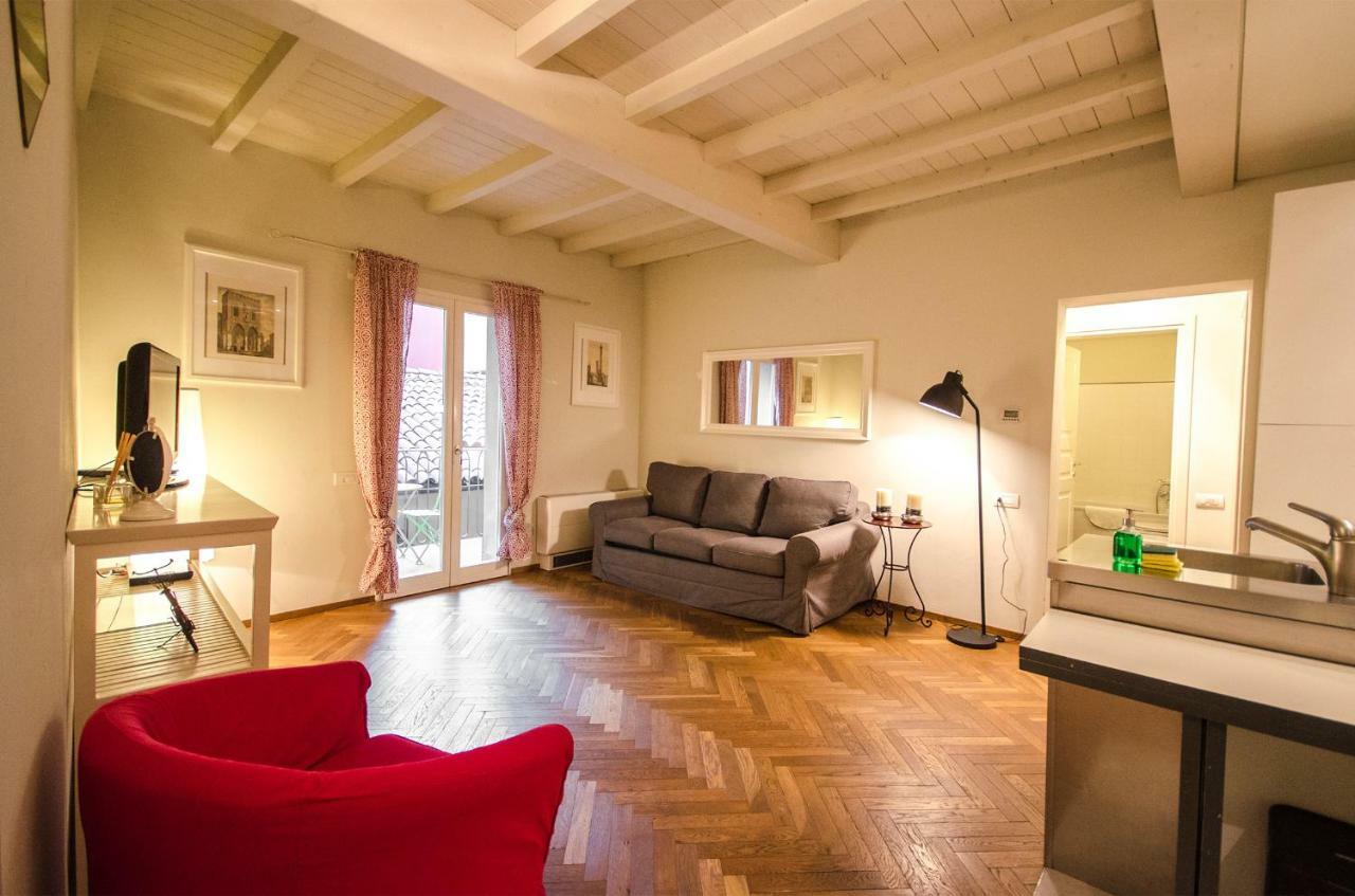 Azeglio Apartment, A Due Passi Da Piazza Maggiore Μπολόνια Εξωτερικό φωτογραφία