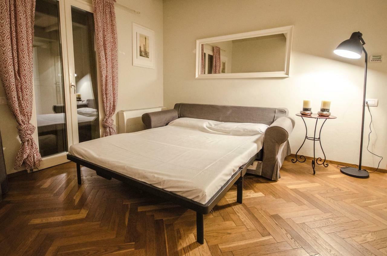 Azeglio Apartment, A Due Passi Da Piazza Maggiore Μπολόνια Εξωτερικό φωτογραφία